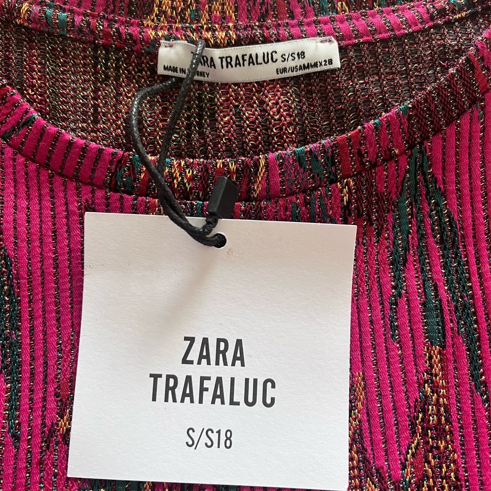 Zara Cropped Top - Picture 5 of 5